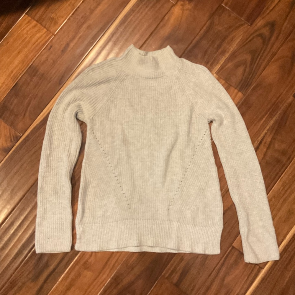 Women's Gray Sweater